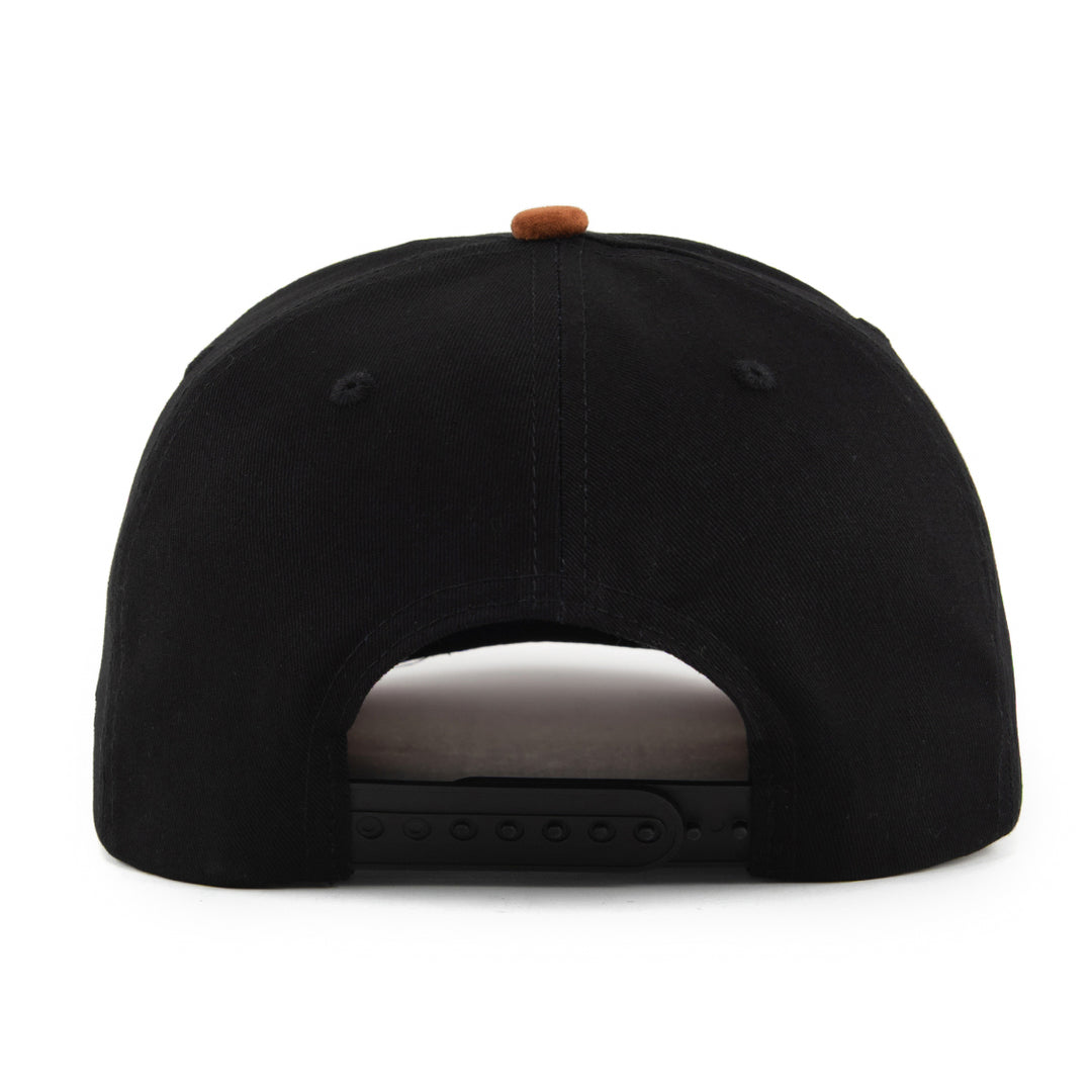 black snapback hat