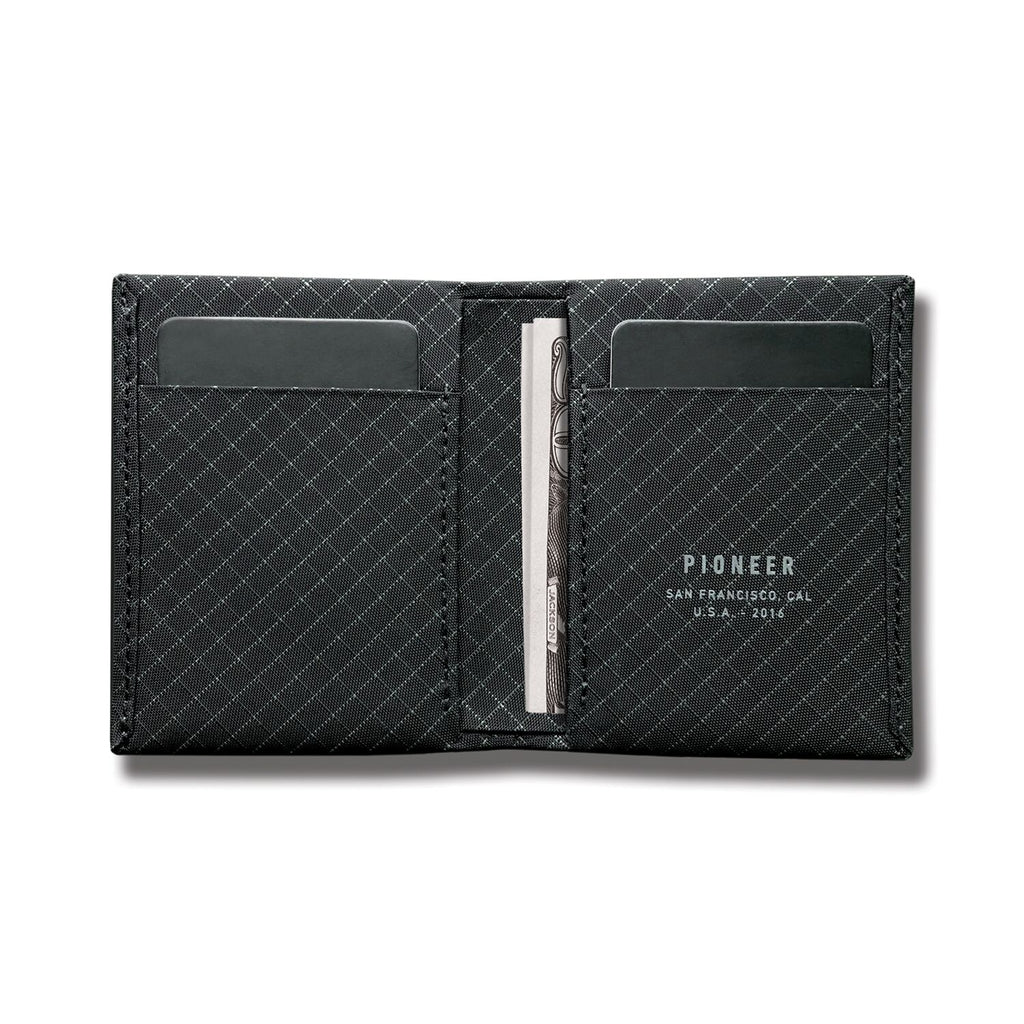Matter Bifold 10XD RIPSTOP (Onyx)