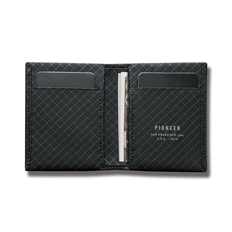 Matter Bifold 10XD RIPSTOP (Onyx)